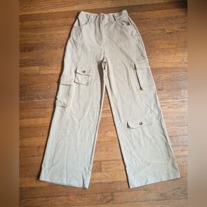 Nasty Gal Twill Utility Straight Leg Cargo Pants in Beige (Size 8)